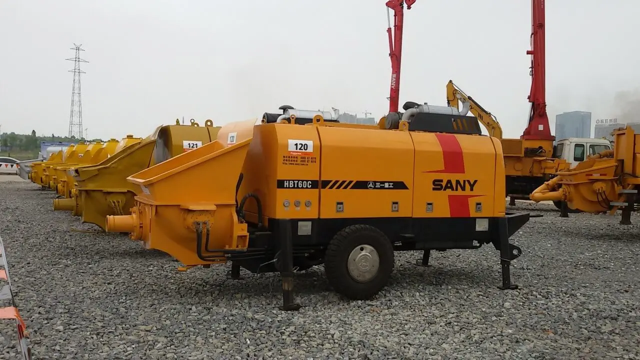 پمپ بتن (Concrete Pump)